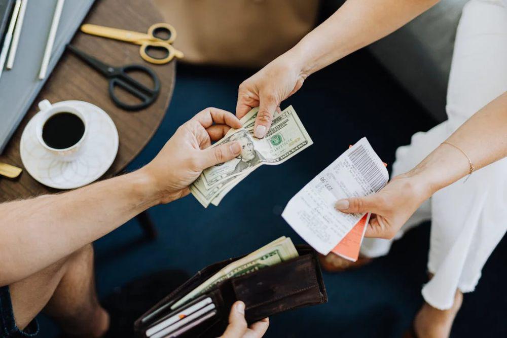 5 Bahaya Utang Konsumtif yang Gak Disadari, Sudah Tahu?