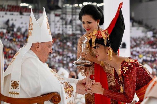 Ucapan Duka Artis Indonesia atas Kepergian Paus Fransiskus