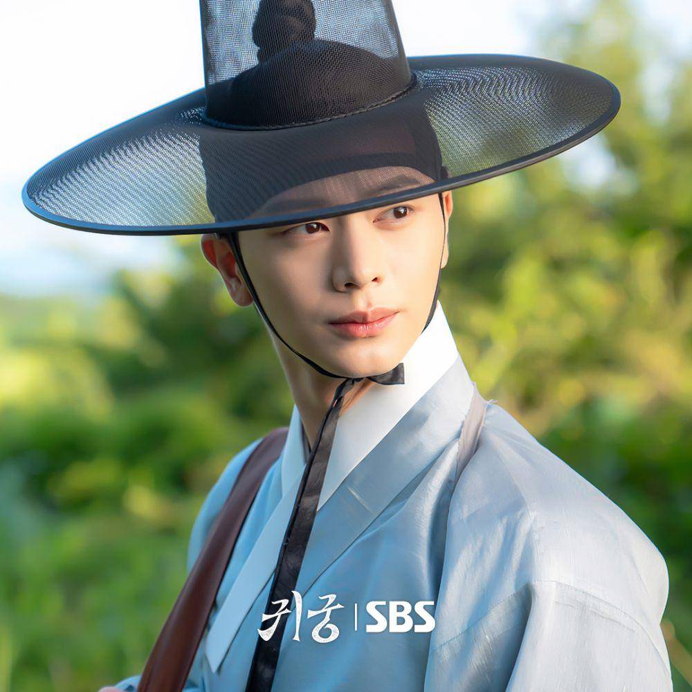 Yook Sung Jae di The Haunted Palace (dok. SBS/The Haunted Palace)