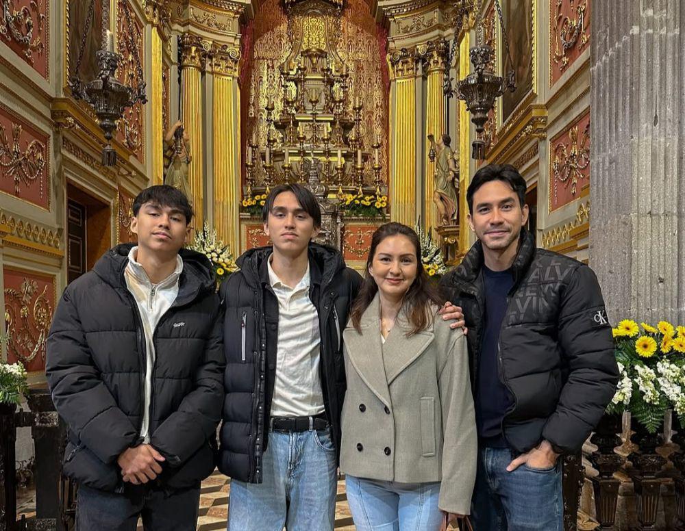 7 Potret Donna Agnesia Jenguk Kedua Anaknya di Portugal, Lepas Kangen!