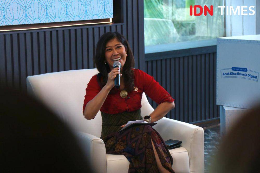 Meutya Hafid dalam acara "LIKE, SHARE, PROTECT: ANAK KITA DI DUNIA DIGITAL" di Gedung IDN HQ pada Senin (21/4/2025). (IDN Times/Alya Achyarini)
