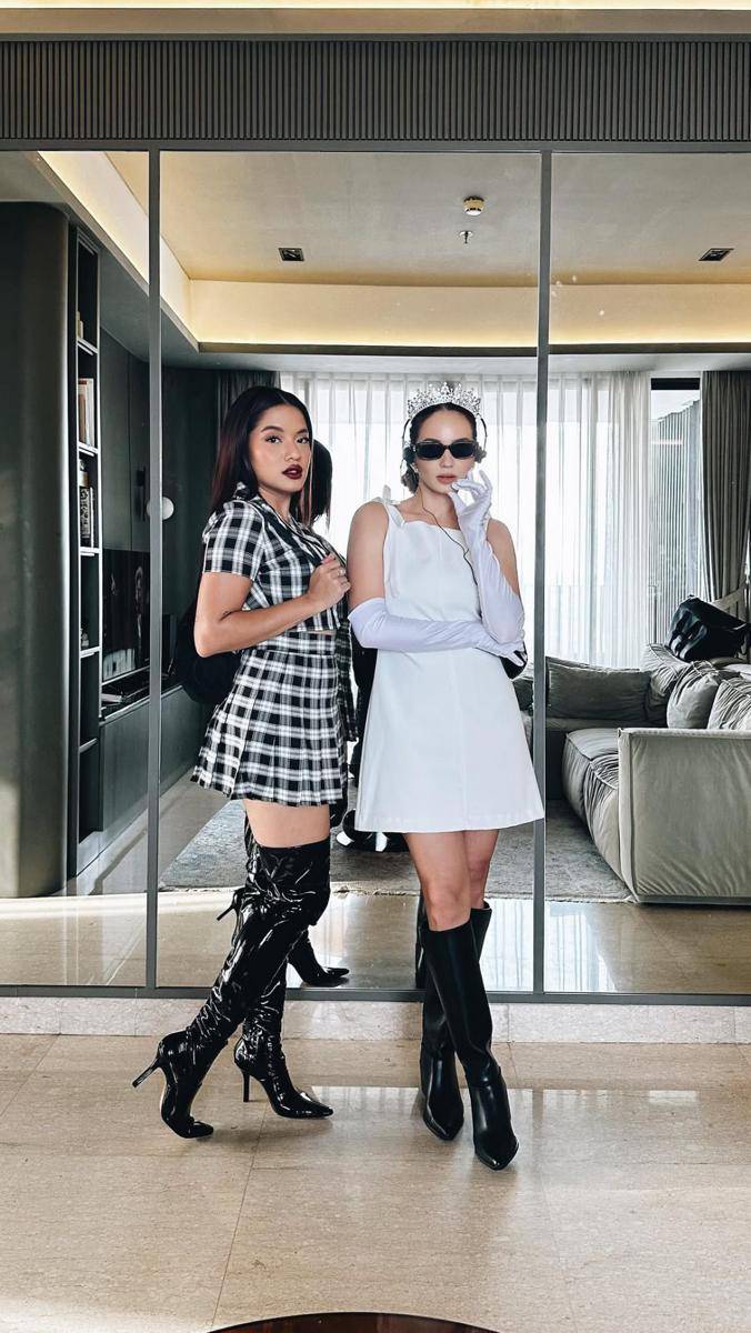 potret Enzy Storia cosplay jadi Princess Mia (instagram.com/enzystoria)