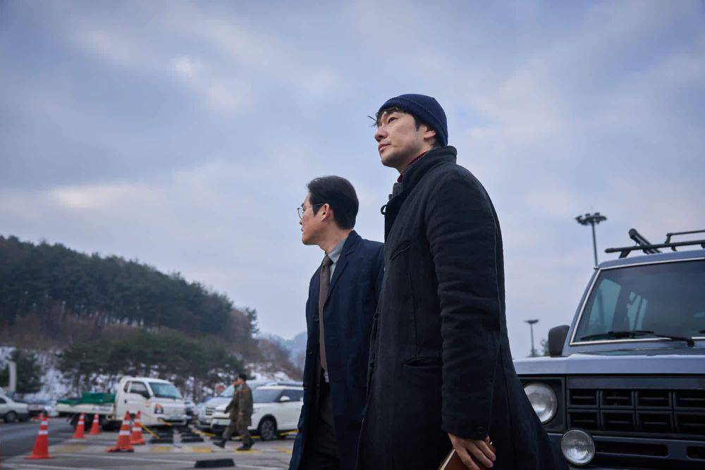 still cuts drama Nine Puzzles (dok. Disney+ Korea)