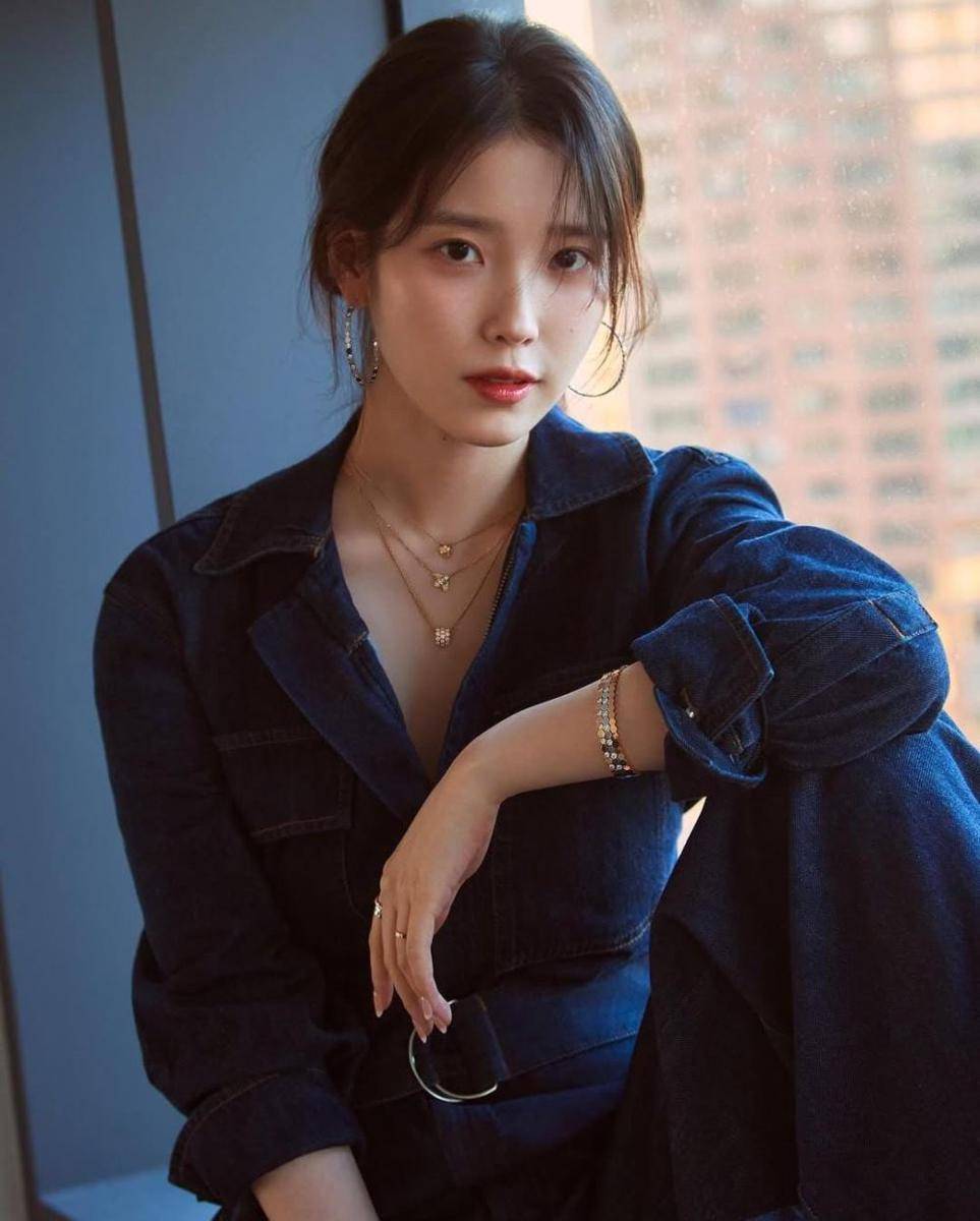IU (instagram.com/dlwlrma)