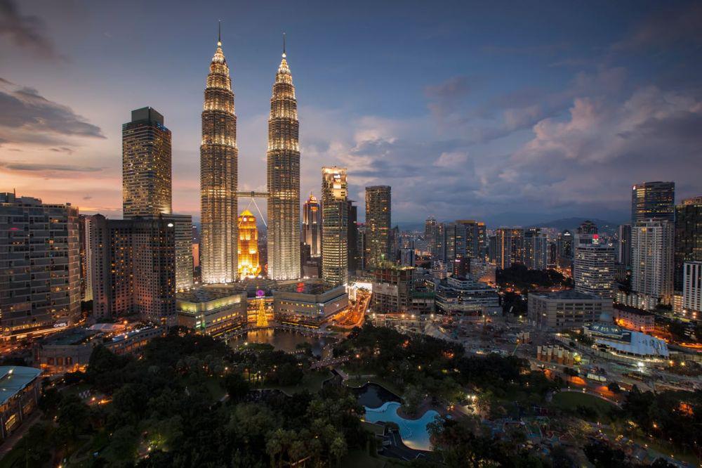 3 Spot Foto Terbaik di Menara Kembar Petronas Favorit Wisatawan