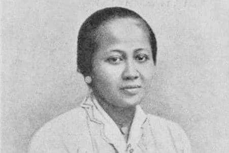 20 Puisi Hari Kartini 2026 yang Inspiratif dan Bemakna
