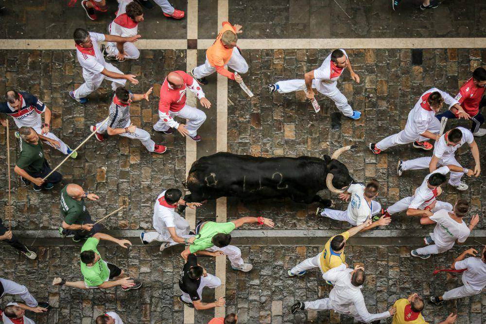 San Fermin Festival, Spanyol (unsplash.com/San Fermin Pamplona - Navarra)