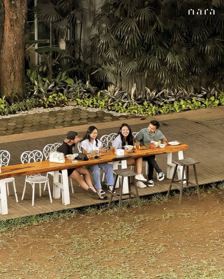 Picture of 15 Restoran Keluarga di Bandung yang Bikin Kumpul Jadi Seru | IDN Times