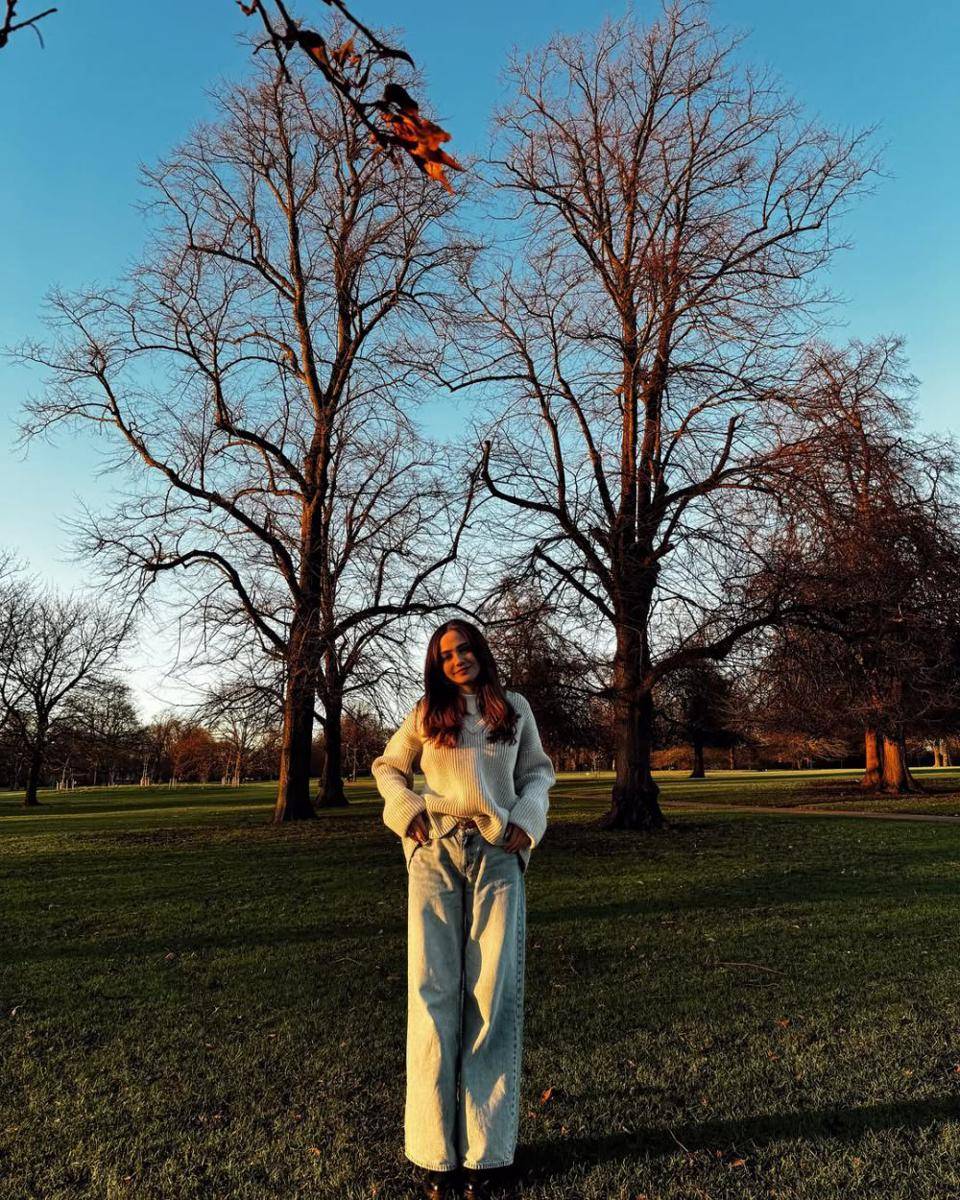 ide outfit liburan ke luar negeri ala Syifa Hadju (instagram.com/syifahadju)