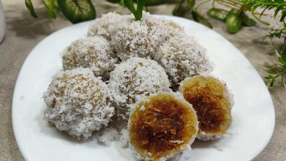 Resep Klepon Pisang Isi Unti Kelapa yang Manis Lumer di Mulut