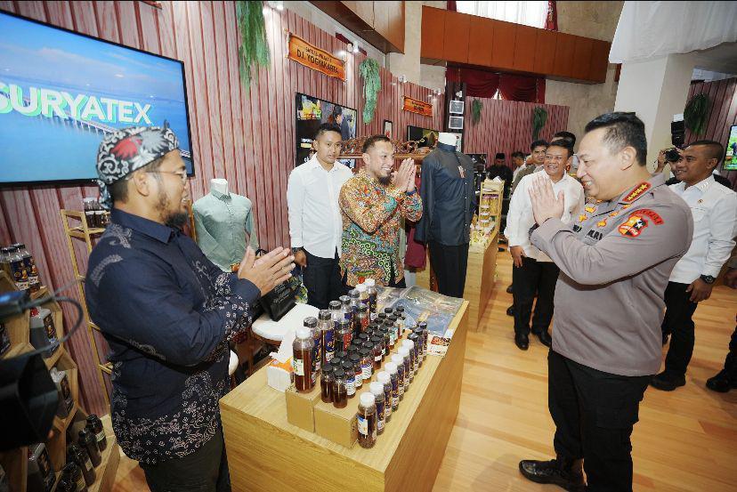 Buka Rakernis Densus 88, Kapolri Kunjungi Usaha Eks Napi Teroris