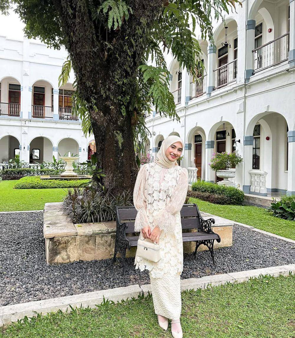 Inspirasi OOTD ala Olivia Findas (instagram.com/oliviafindas)
