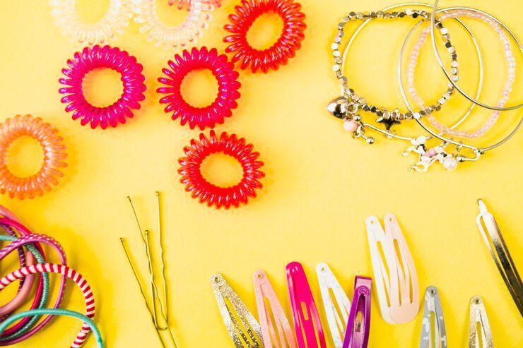 Hair clip (freepik.com/freepik)