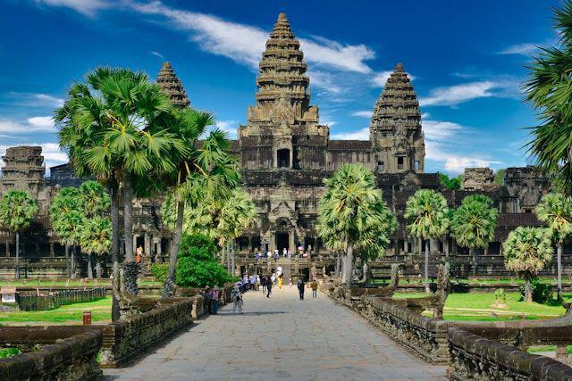 [QUIZ] Destinasi Wisata Waisak di Asia Tenggara Sesuai Golongan Darahmu