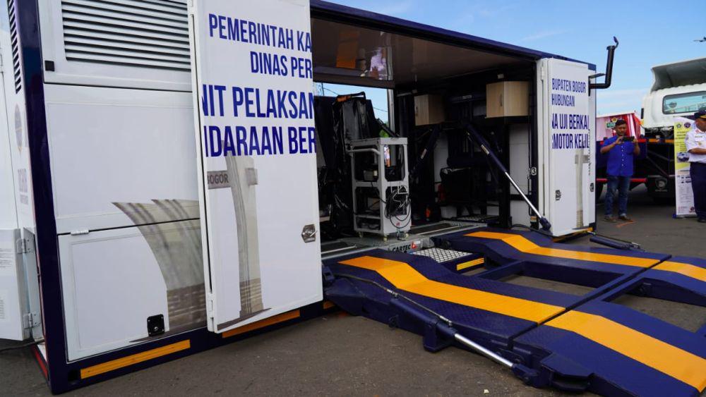 Kabupaten Bogor Luncurkan Mobil Keliling Uji Emisi Kendaraan