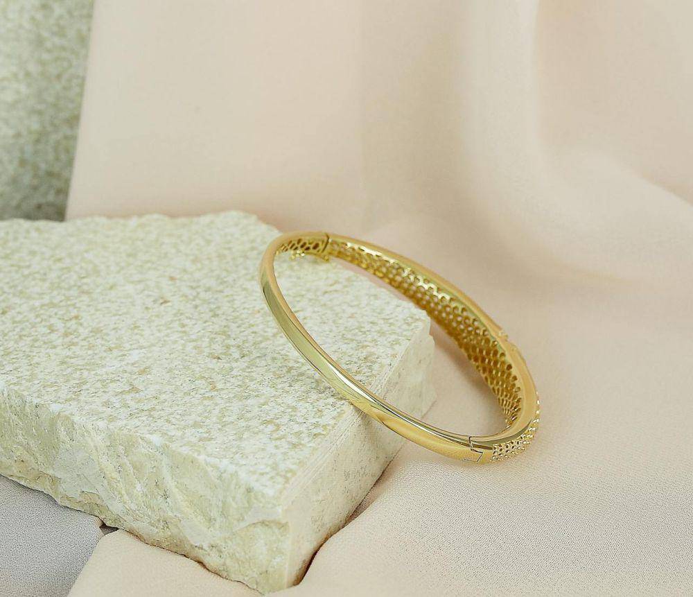 ilustrasi gelang emas (pexels.com/Melike B)