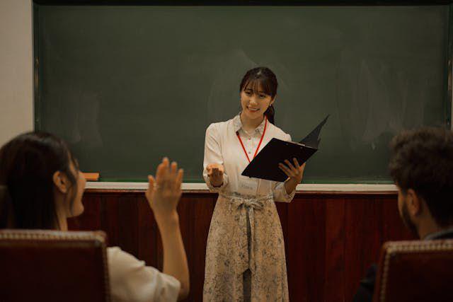 5 Contoh Naskah Pidato untuk  Memperingati Hari Pendidikan Nasional