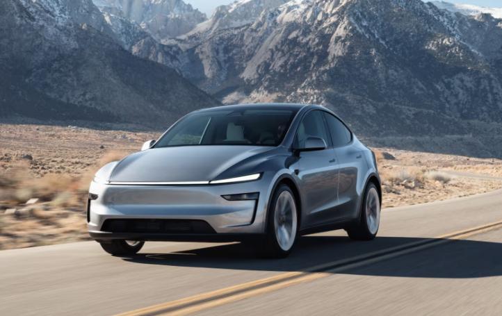 Tesla Model 3 Raih Peringkat Keselamatan Bintang Lima!