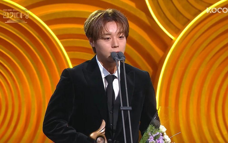 7 Penghargaan Akting Park Ji Hoon, Comeback di Weak Hero Class 2