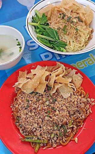 Mie Pangsit Aroma, Sajikan Menu Unik Menggugah Selera