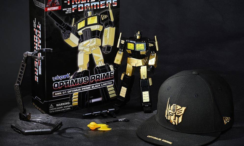 Foto 1. Set Kolaborasi New Era X Transformer G1, terdiri dari action figure dan headwear dengan siluet klasik 59FIFTY cropped.jpg