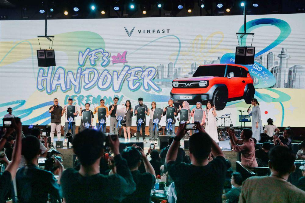 Wow! VinFast Kirimkan 400 Unit VF 3 ke Dealer & Konsumen di Indonesia