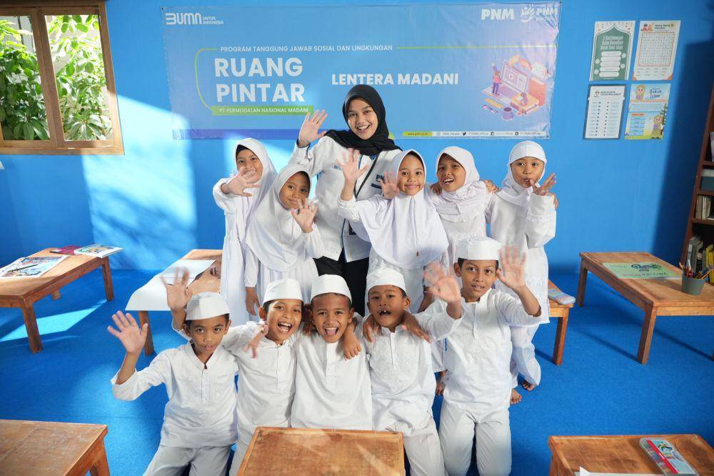 PT Permodalan Nasional Madani (PNM) terus berkomitmen mendukung pendidikan berkualitas melalui program Ruang Pintar. (dok. PNM)