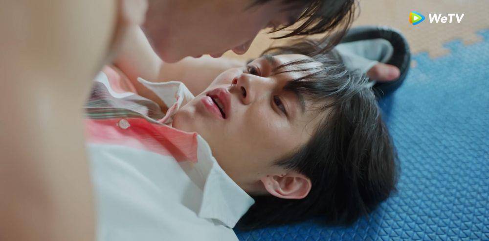 Still cut pilot Knock Out (Dok. WeTV)