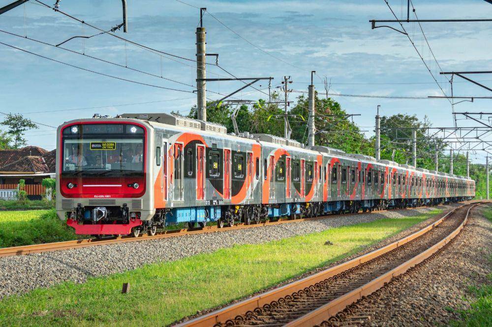 KRL buatan PT INKA (Persero). (dok. KAI Commuter)