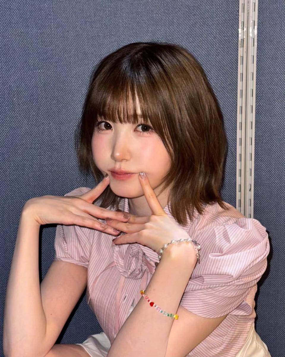 Hitomi SAY MY NAME (instagram.com/10_hitomi_06)