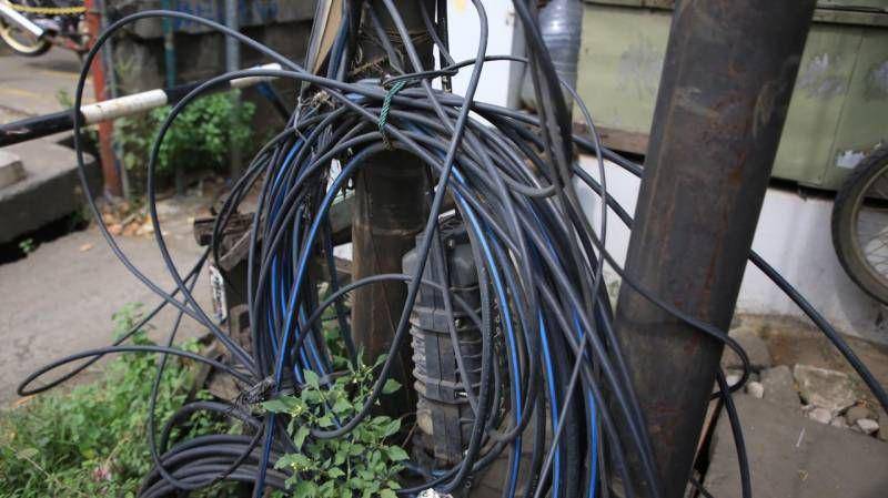 Pemkot Tangerang Gencarkan Kabel Semrawut di Jalan