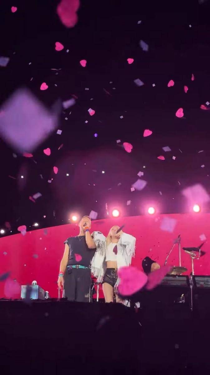 Rosé di konser Coldplay Korea Selasa, 22 April 2025 (Instagram.com/vampirehollie)