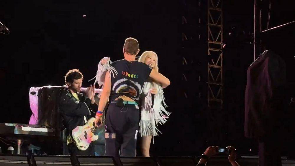 Rosé di konser Coldplay Korea Selasa, 22 April 2025 (X.com/coldplaytour_)