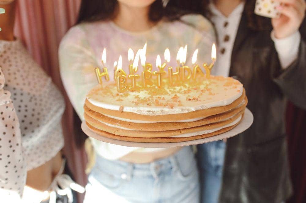 ilustrasi birthday cake (pexels.com/Polina Tankilevitch)