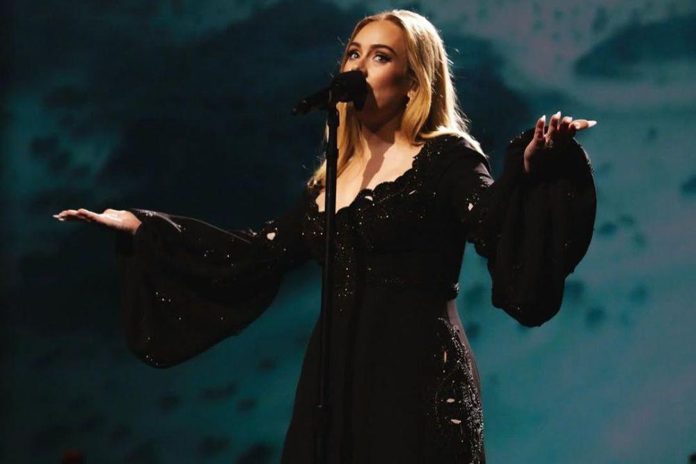 Lirik Lagu Hometown Glory- Adele, Makna dan Fakta Menarik