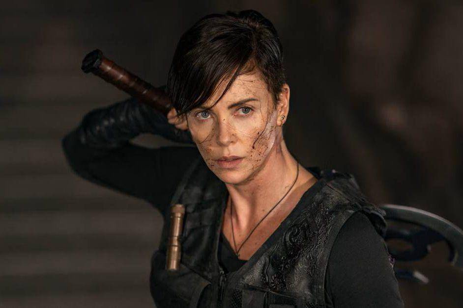 Charlize Theron dalam film The Old Guard. (dok. Netflix/The Old Guard)