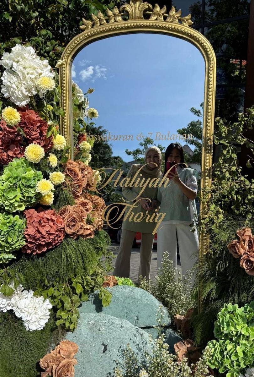 Mitoni Aaliyah Massaid dan Thariq Halilintar. (Instagram.com/marlenehariman)