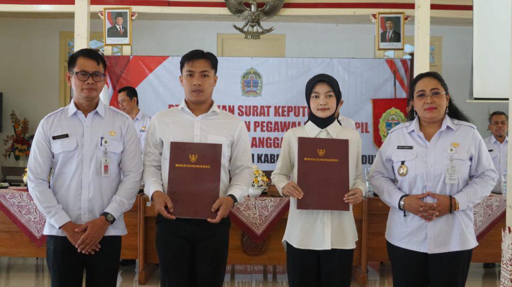 Penyerahan SK untuk 78 CPNS Gunungkidul formasi tahun 2024.(Dok.Diskominfo Gunungkidul)