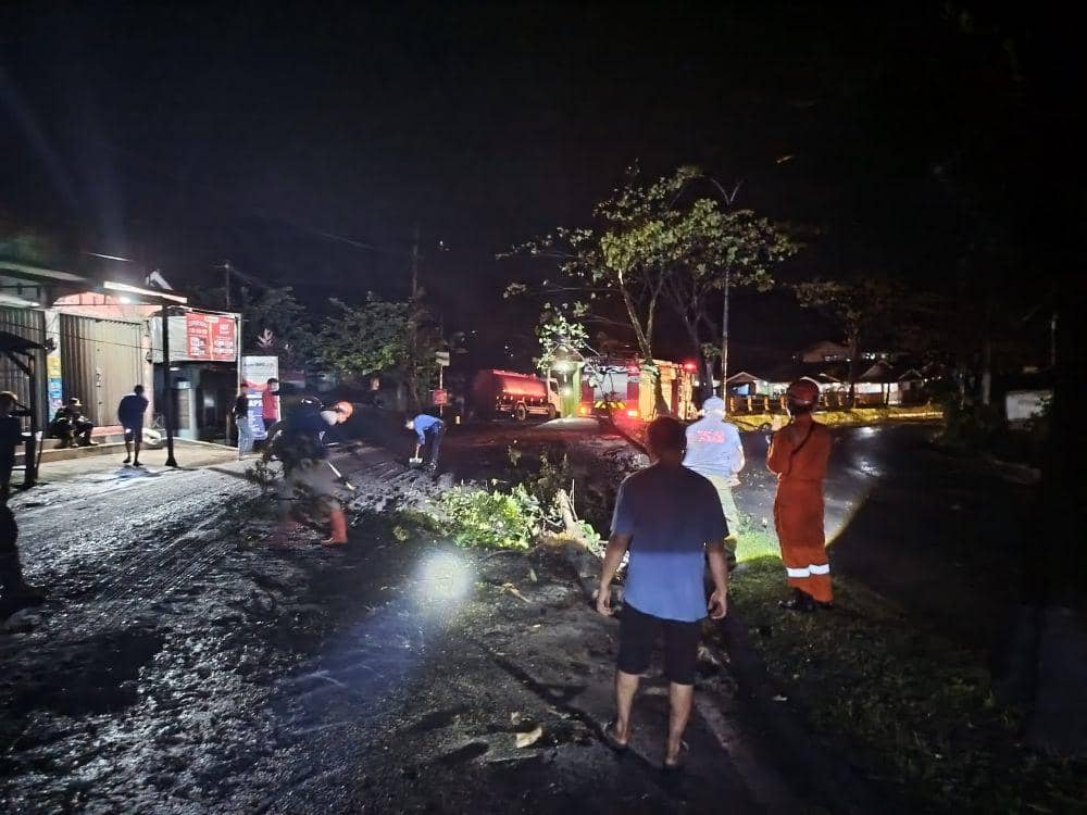 Keadaan lokasi kejadian kecelakaan (Foto: BPBD Padang)