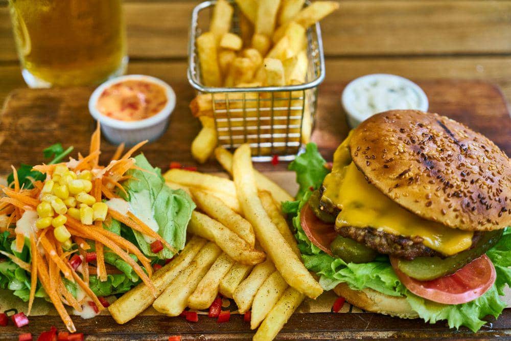 ilustrasi fast food