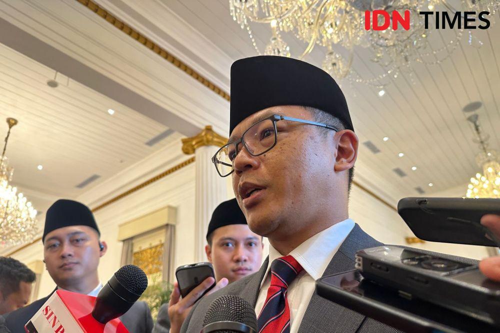 Jokowi Diutus Prabowo Demi Hadiri Pemakaman Paus Fransiskus?