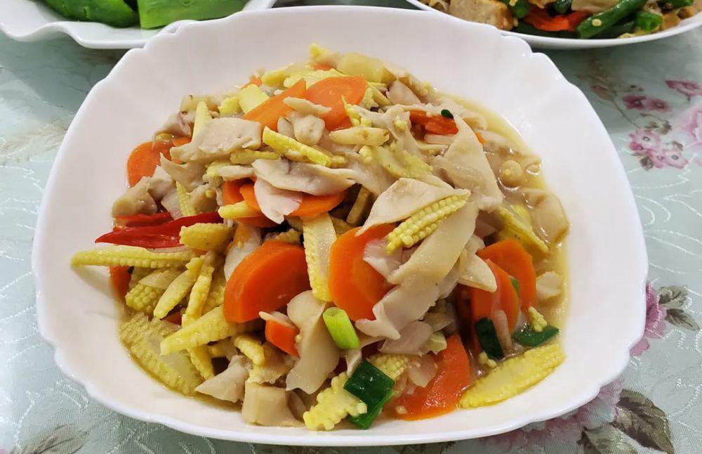 Resep Tumis Wortel Jamur Tiram dengan Jagung Muda, Bikin Nagih