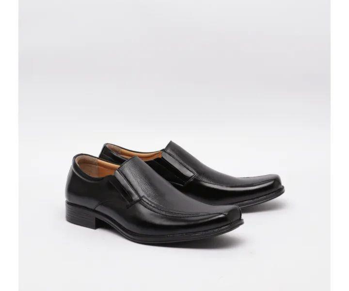 Buccheri Geffri Loafers Man Black CP3733 (lazada.co.id/Buccheri Online store)