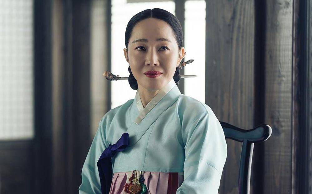 Uhm Ji Won di drama Dear Hongrang (instagram.com/netflixkr)