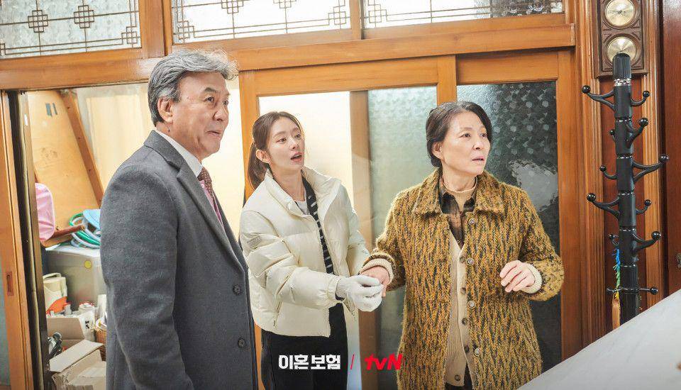 cuplikan drakor The Divorce Insurance (dok. tvN/The Divorce Insurance)