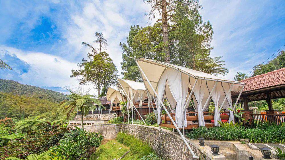 Restoran Bumi Aki Puncak (https://www.bumiaki.com/)