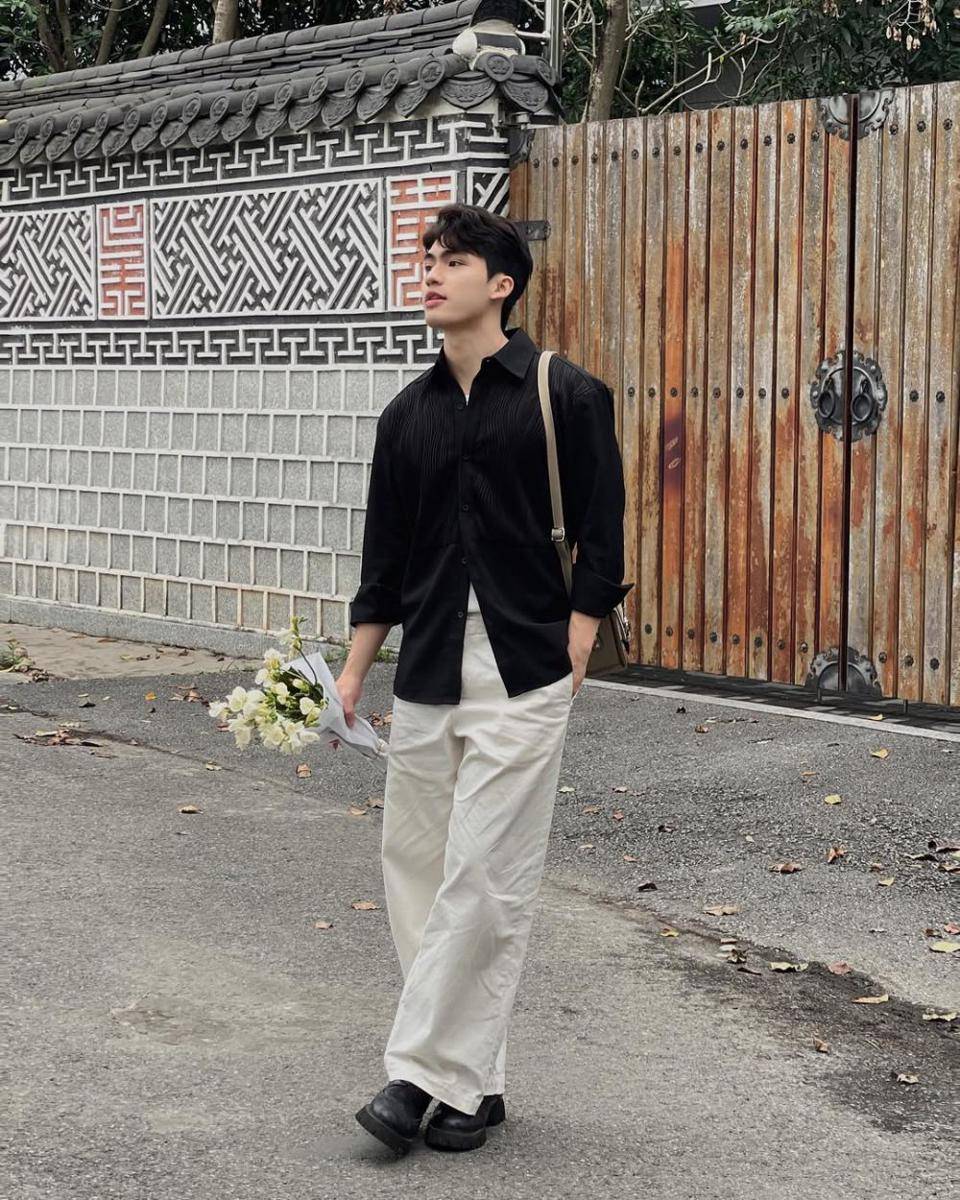 Viet Khanh (instagram.com/n.vkhanh)