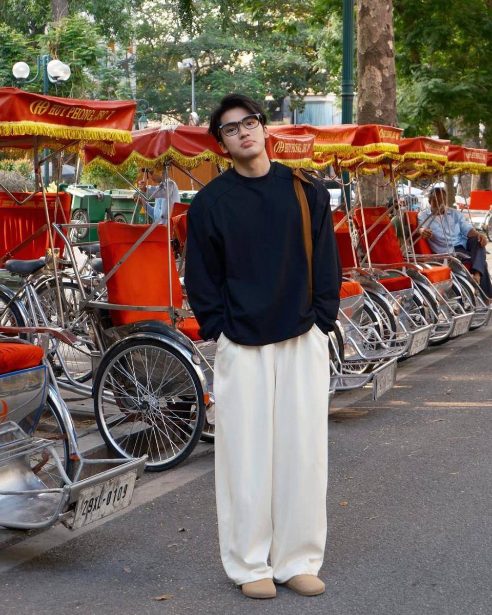 Viet Khanh (instagram.com/n.vkhanh)