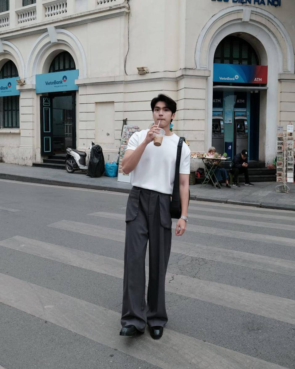 Viet Khanh (instagram.com/n.vkhanh)