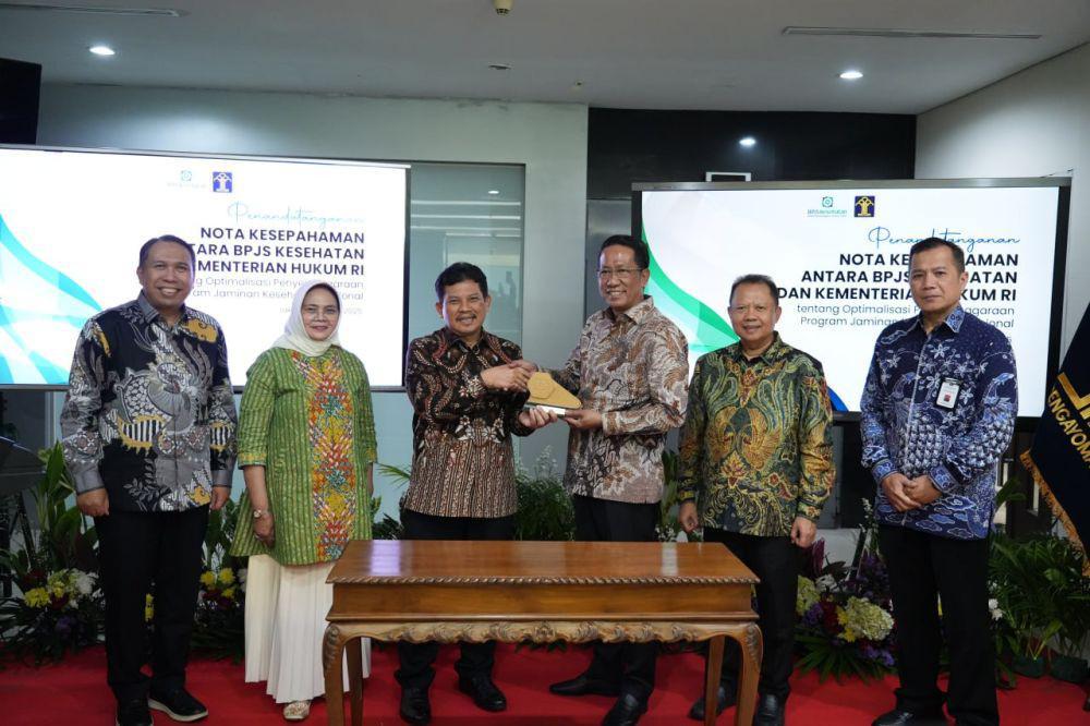 Perkuat JKN, BPJS Kesehatan dan Kemenkum RI Teken MoU